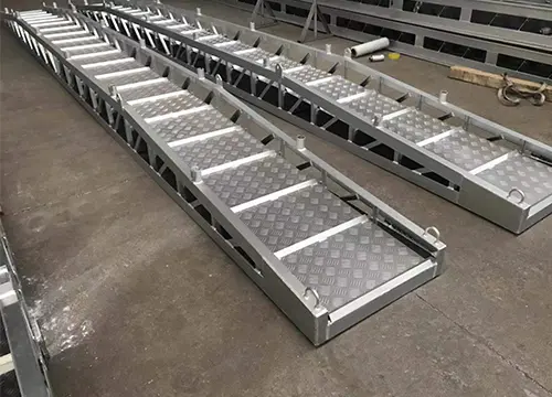 Escalera de acomodación de aleación de 14 m