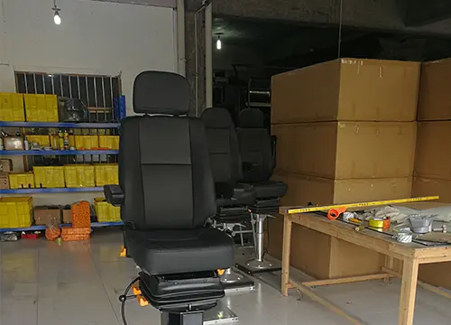 Silla de timonel marina con reposabrazos