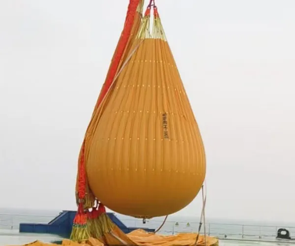 bolsa de agua para pescante